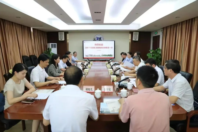 合影1.jpg