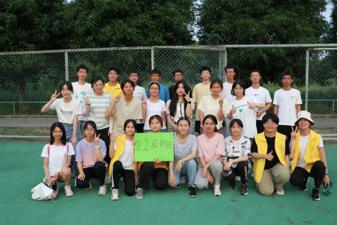 2022级深圳扁鹊班合影.jpeg