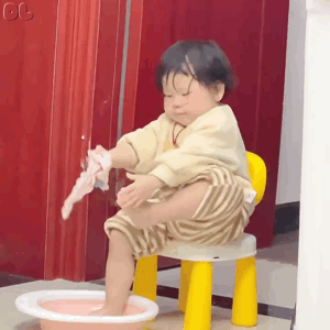 注意手脚保暖.gif