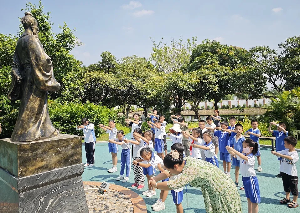 夏令营1.jpg