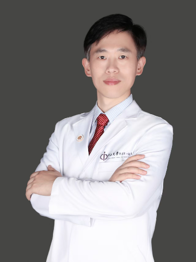丘熠鑫.jpg