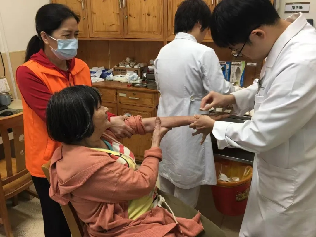 暖心故事频获赞.jpg
